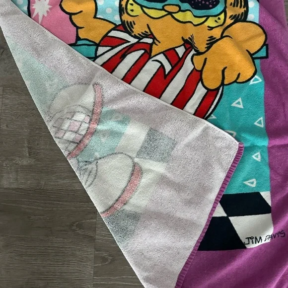 Vintage 1978 Jim Davis Garfield Shake Shack Sundae Beach Towel 56” Tags removed - Picture 2 of 2